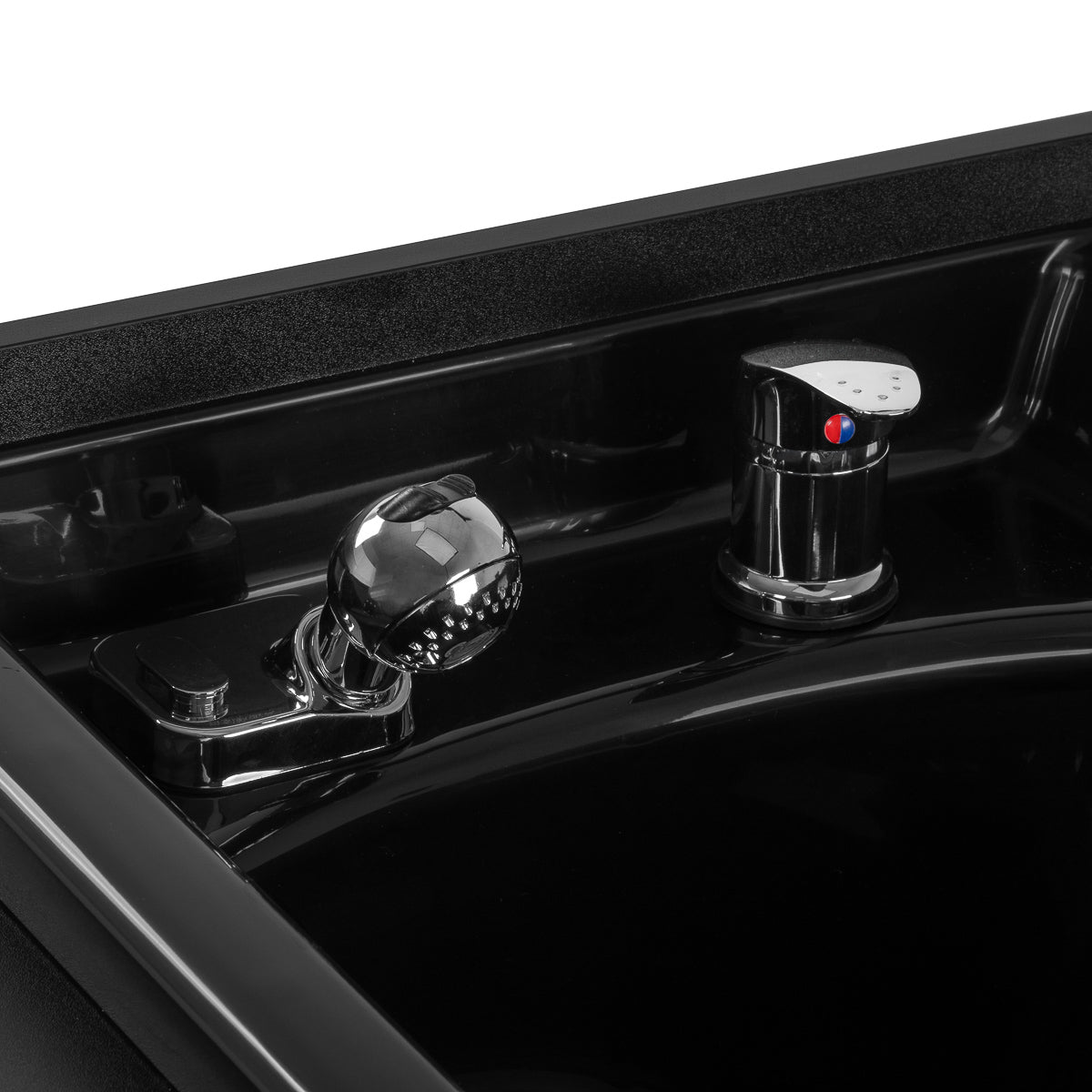 Gabbiano barber station for hair washing with sink and chair, featuring modern design and professional salon setup.