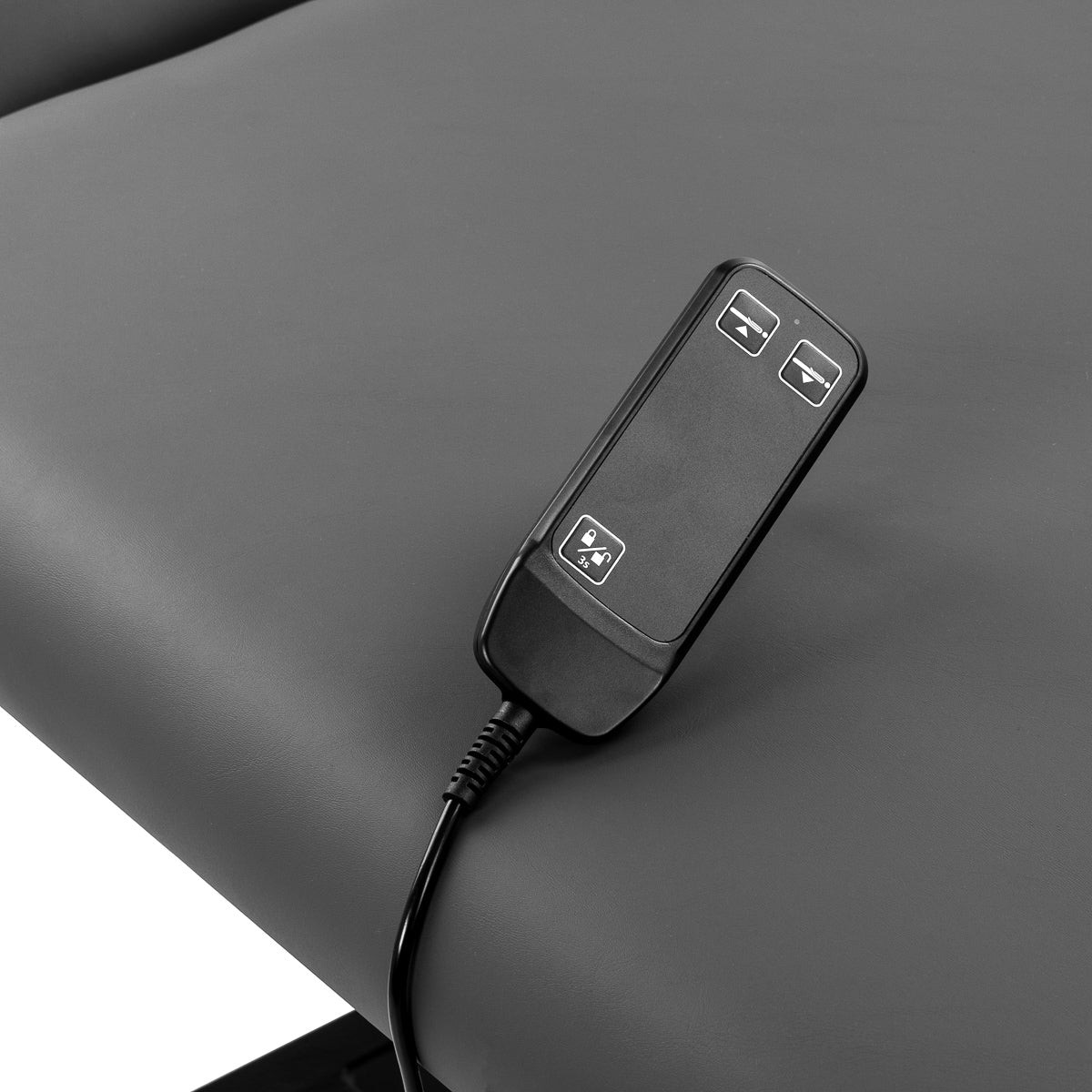BALANCE Eso 4 electric massage table in raised working position