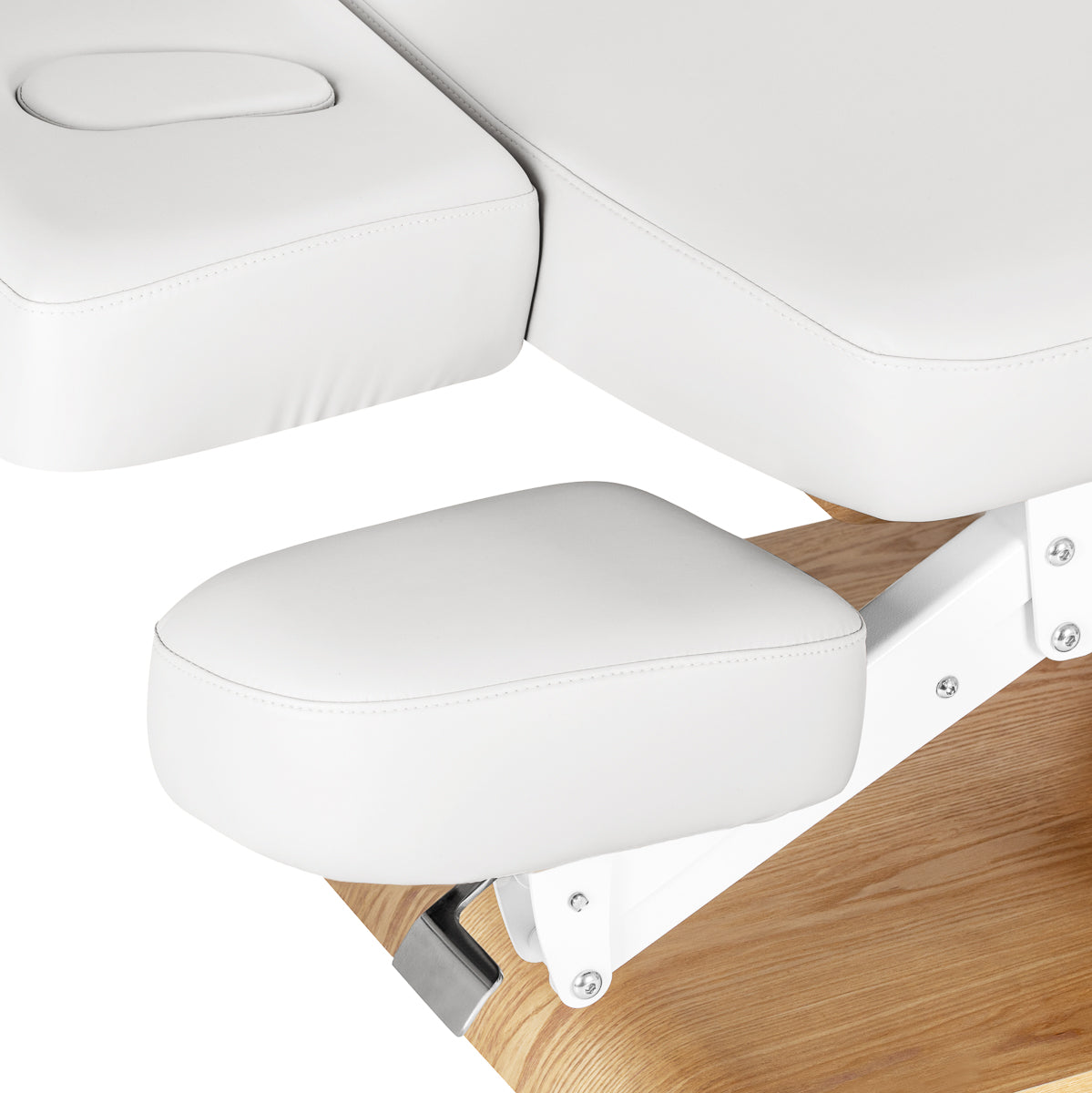Sillon Relax · white · headrest cover detail