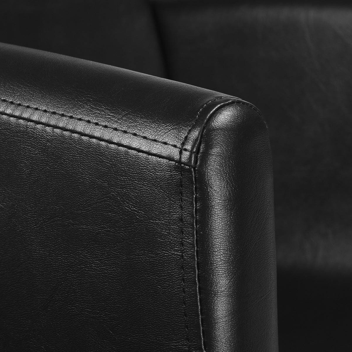 Gabbiano Mataro hairdressing chair black - BVShop