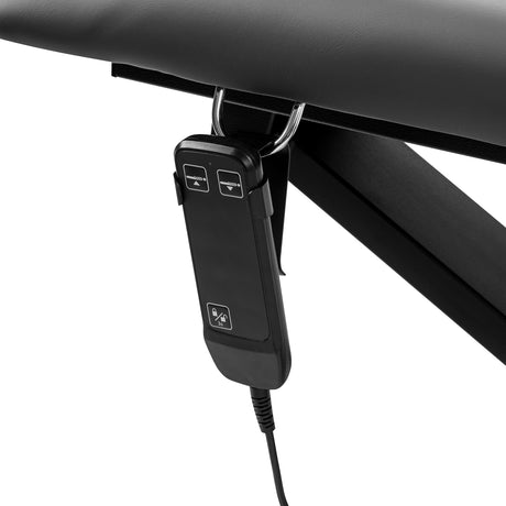 Stable contoured black metal base of BALANCE Novus 2 table