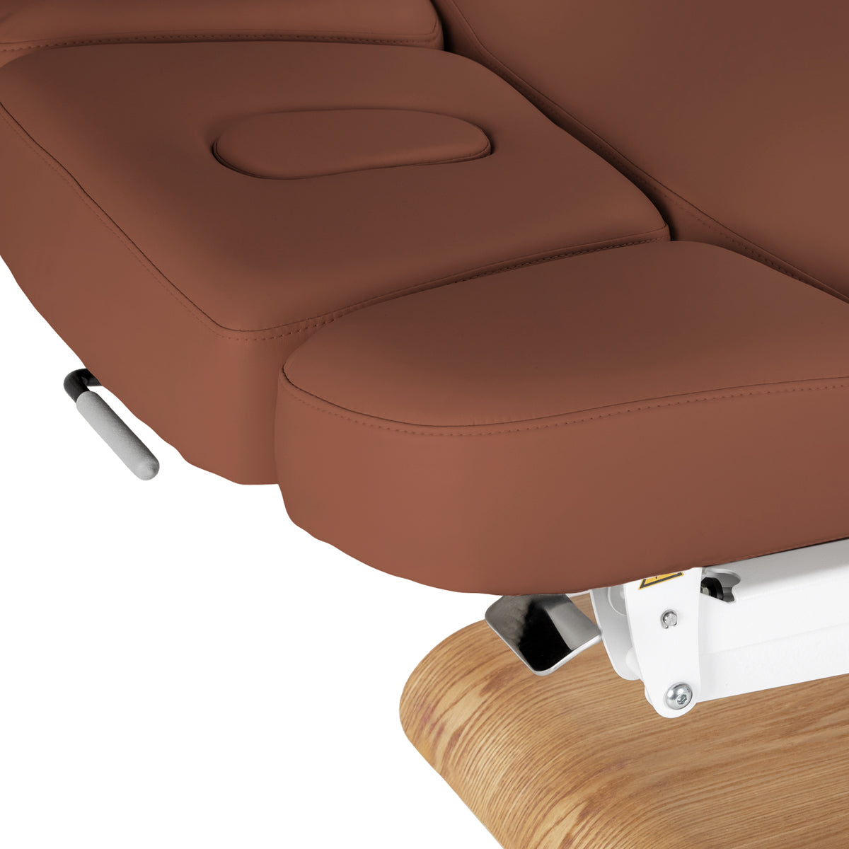 Sillon Relax · brown / light brown · headrest and face opening